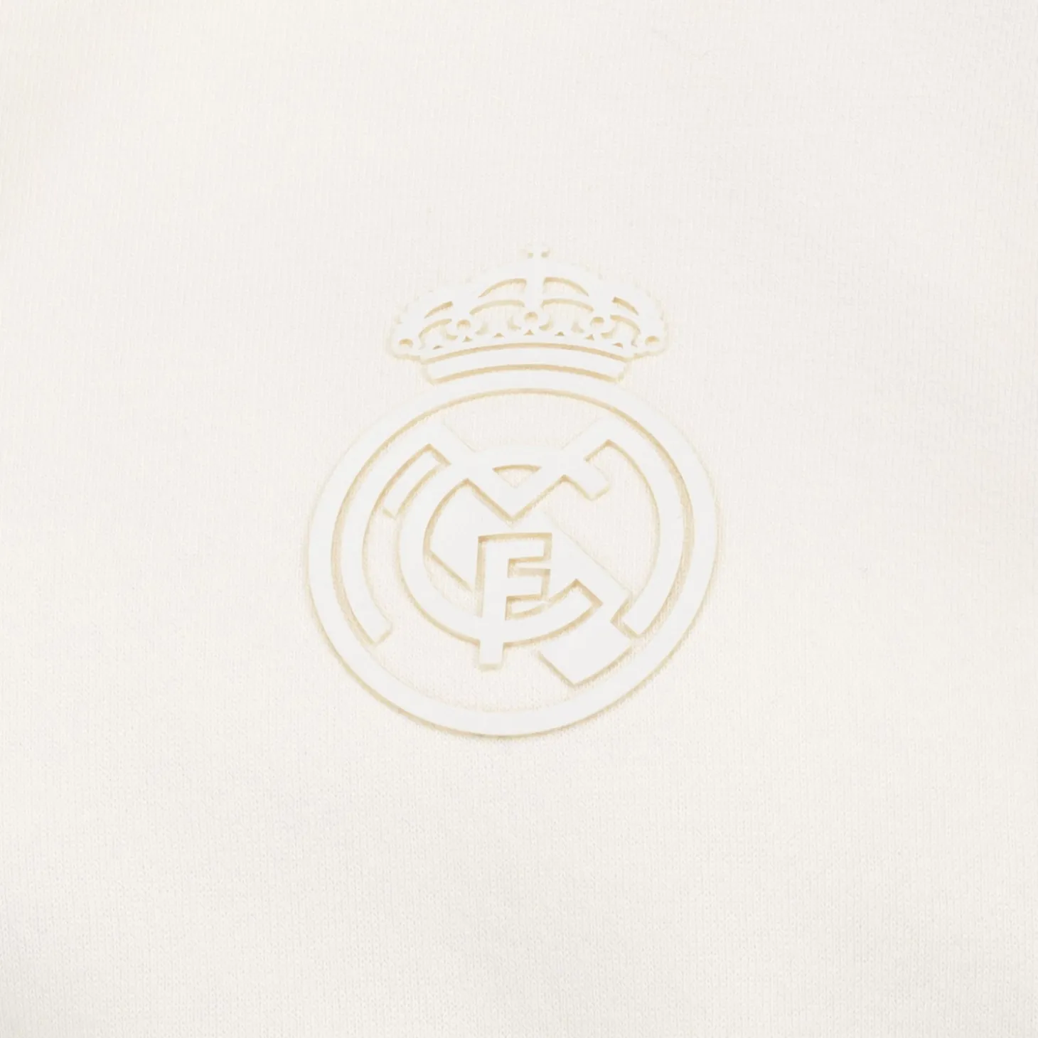 Damen Real Madrid Ladies Vintage 1/4-Reißverschluss Sweatshirt Cremeweiß | Foundry Online